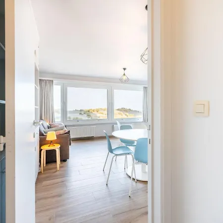 Apartment In With Sea View